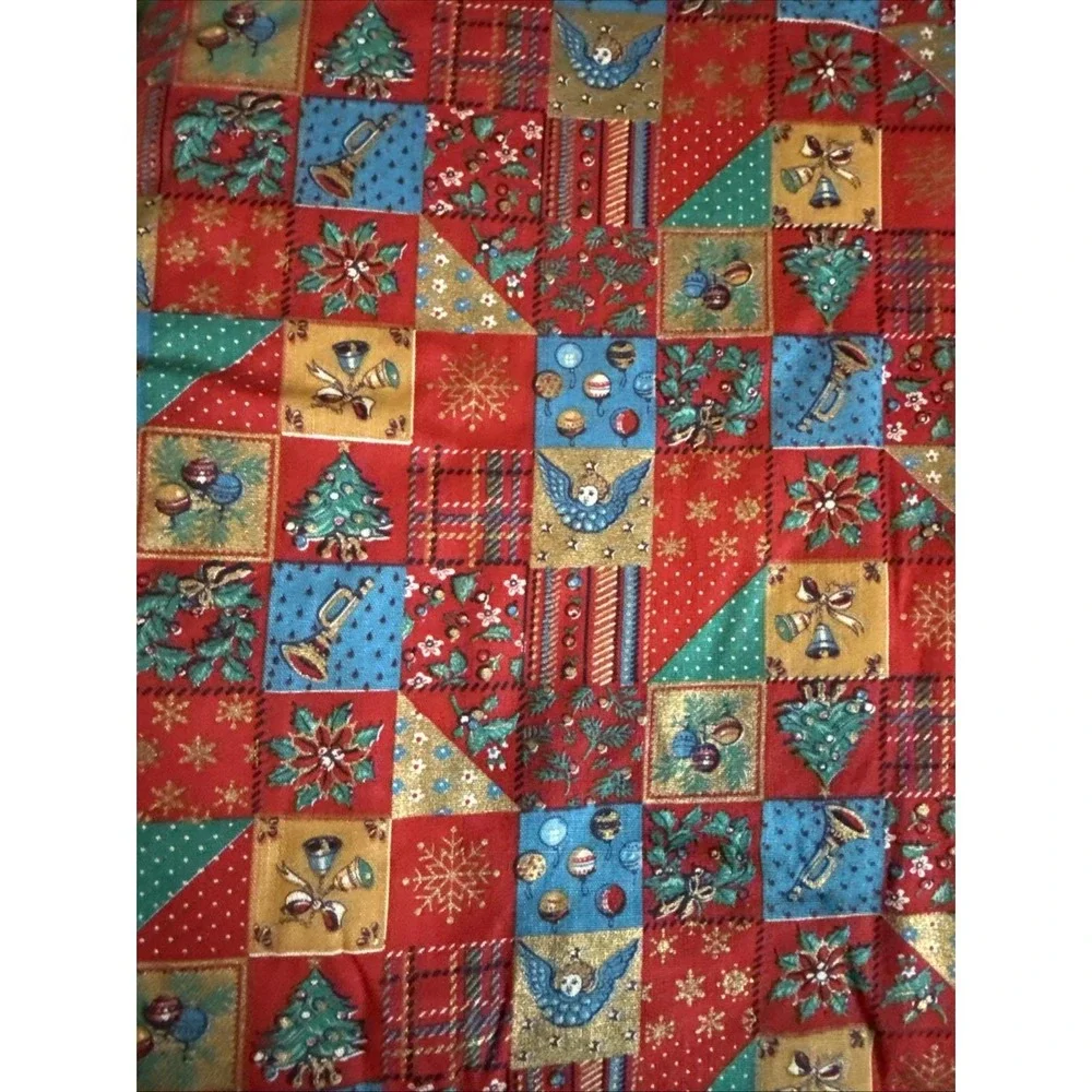 Vintage Christmas Tree Skirt Quilted Round Ruffle Reversible Country Patchwork